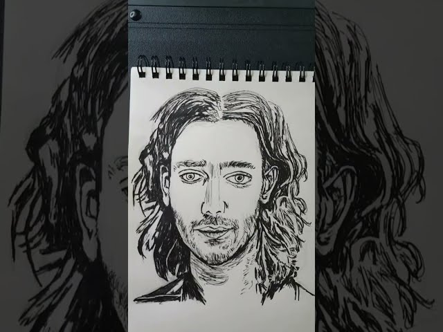 Vídeo relacionado con Maxim Baldry (Long Hair) Big Head. Máscara más grande que la vida.