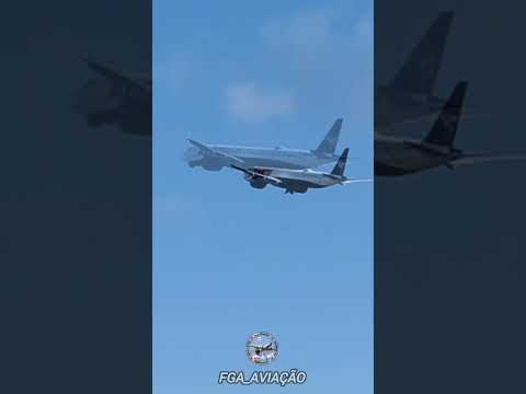 #shorts #viral #shirts #hashtag #airplane #aviation #hashtags