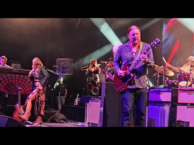 2025.08.13 - Los Angeles - With a Little Help From My Friends