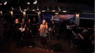 Patti Austin - You Gotta Be (Live)