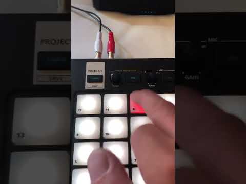 Roland Verselab MV-1 Drumkits TR 909 deutsch