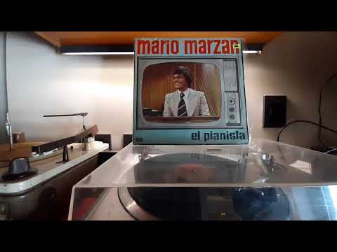 Mario Marzan: Tema del Tiburón.