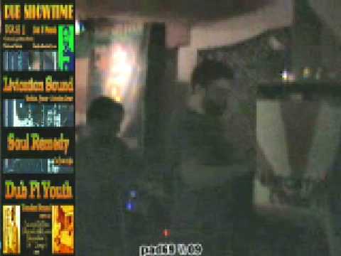 LIVICATION SOUND ft litte r [fr] \ rootsdub pt7 \ DUB SHOWTIME 2 \ @ de platse \ rollegem \ 07-03-09