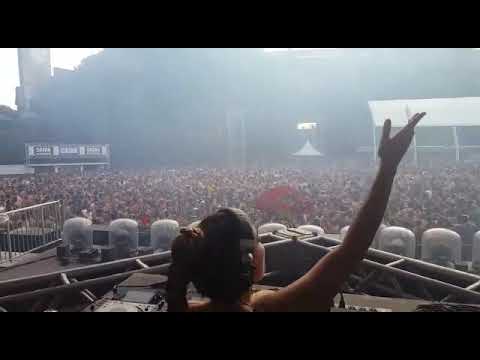 Dj Ana Flor at Acquaplay  2018 :: The Week SP (Clube Portuguesa, SP, Brasil)