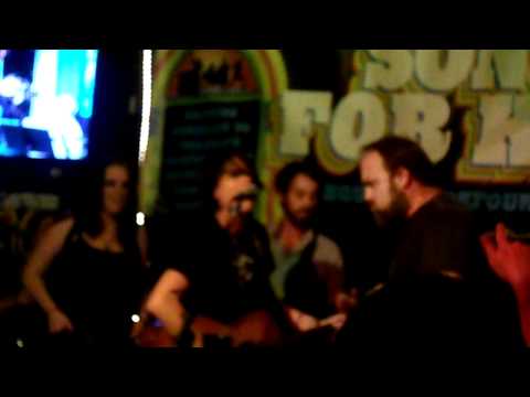 Sonia Leigh and John Hopkins - "Bar" (just a snippet though)