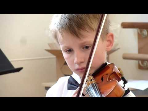 Etienne Tournier speelt: Fiddle Time