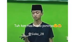 Download lagu Tingkah lucu gus azmi,saat pakai kopiah😂 mp3