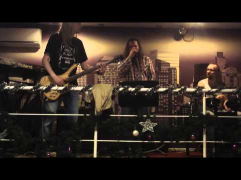 Alapi Power Trio feat. Lőrincz Károly(ének), Beke Márk(bill.hangsz.)