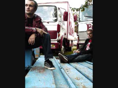 SLAVE FARM Feat DAMNY la Phaze