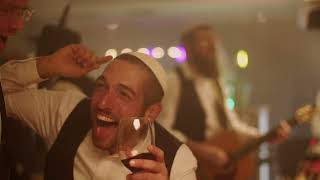 מחרוזת פורים איחוד הלהקות - מזמור שיר, אהללה, לב טהור, להבה, שיר חדש, נכספה. (פרוייקט איחוד הלהקות) - התמונה מוצגת ישירות מתוך אתר האינטרנט יוטיוב. זכויות היוצרים בתמונה שייכות ליוצרה. קישור קרדיט למקור התוכן נמצא בתוך דף הסרטון