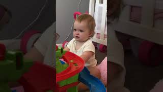 Download lagu Poop grunts mp3 Download lagu Poop grunts mp3