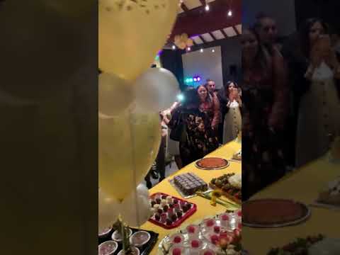 Everybody sing Happy Birthday🎂