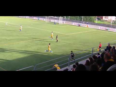 Lourenço em jogada individual a destruir no jogo - Mafra - Ponterrolense