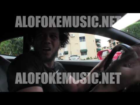 El Alfa le pide a "El Mayor Clásico" que "POR FAVOR" graben una canción juntos!!!