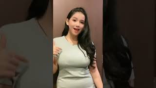 Download lagu Falen Finola | Goyang Tiktok hot #tiktok #falenfinola  #shorts (4) mp3