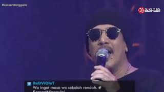 Download lagu Rahim Maarof - Cinta Kristal Live Konsert Minggu Ini mp3