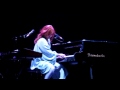 Tori Amos - Way Down - Beacon Theatre, NYC, Dec 2 2011