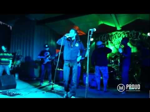 "Skilla Dan Dem" SkillinJah & Josh Heinrichs w/ Stranger - LIVE at California Roots 2012
