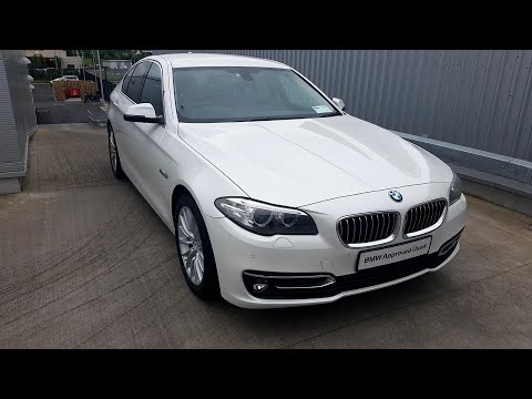 161D44109 - 2016 BMW 5 Series 520d Luxury Saloon 30,995