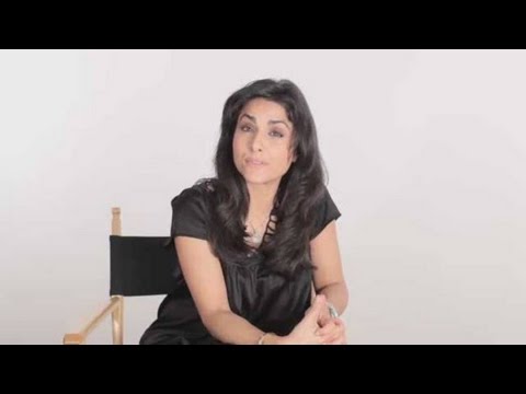 How to Do Smokey Eye Makeup | Makeup Tutorials