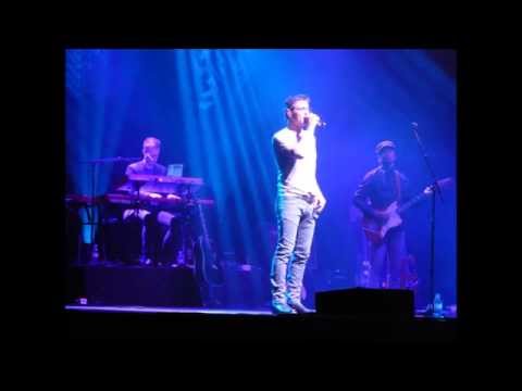 Morten Harket ( Oh What A Night )  OLYMPIA - PARIS