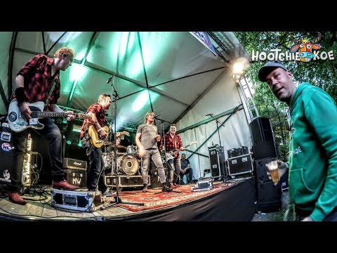 2017 Mooi Wark & Marco van der Aar - 'Johnny B. Goode' / 'Oh Deerne' @ HootchieKoe Festival