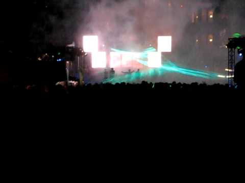 Queensday Festival '09 [30-04-2009, Lichtplein, Eindhoven] // Zodiak Commune (main stage)