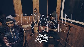 Story Untold libera verão acústica do disco Waves
