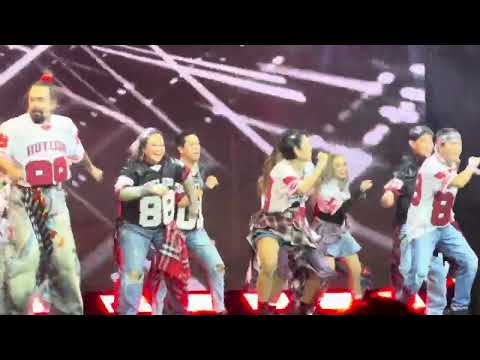 Hotlegs at the Legends Dance Concert