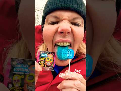 #ASMR #Gloss #Candy #Lollipop #Furry #Mouth #Eating #Pet #Funny #Pagan #Diablo #ASMRCandy