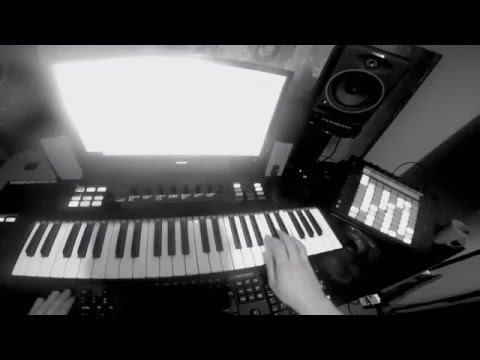 Guthrie Govan's "Wonderful Slippery thing" Solo Transcription by Phattcut