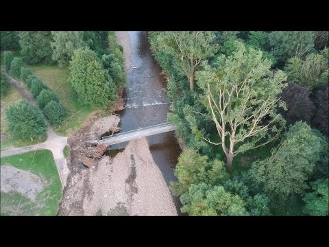 Inde zwischen Eschweiler, Pegel, und Weisweiler, Wasserspielplatz, nach Hochwasser / Flutkatastrophe