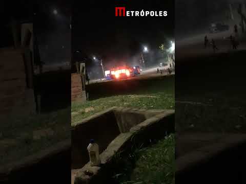 Dois morrem e ônibus é incendiado após confronto com PM em Piracicaba