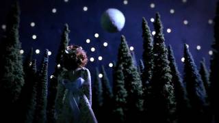 The Real Tuesday Weld - &quot;Tear Us Apart&quot;