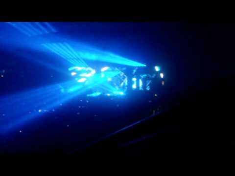 Alvaro, Mercer - Welcome To The Jungle (Hardwell live in Belfast)