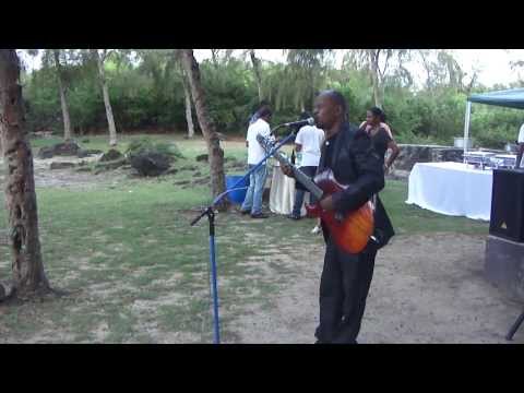 Eric Triton- bluz dan mwa @ Marble&Stones Party