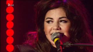Marina &amp; The Diamonds - Numb( New Pop Fesival 2010 )
