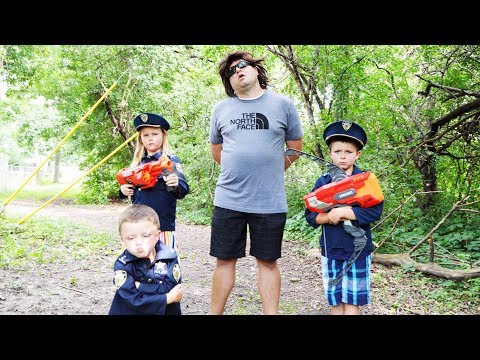 The Assistant Helps the Little Heroes Search for Sketchy Mechanic