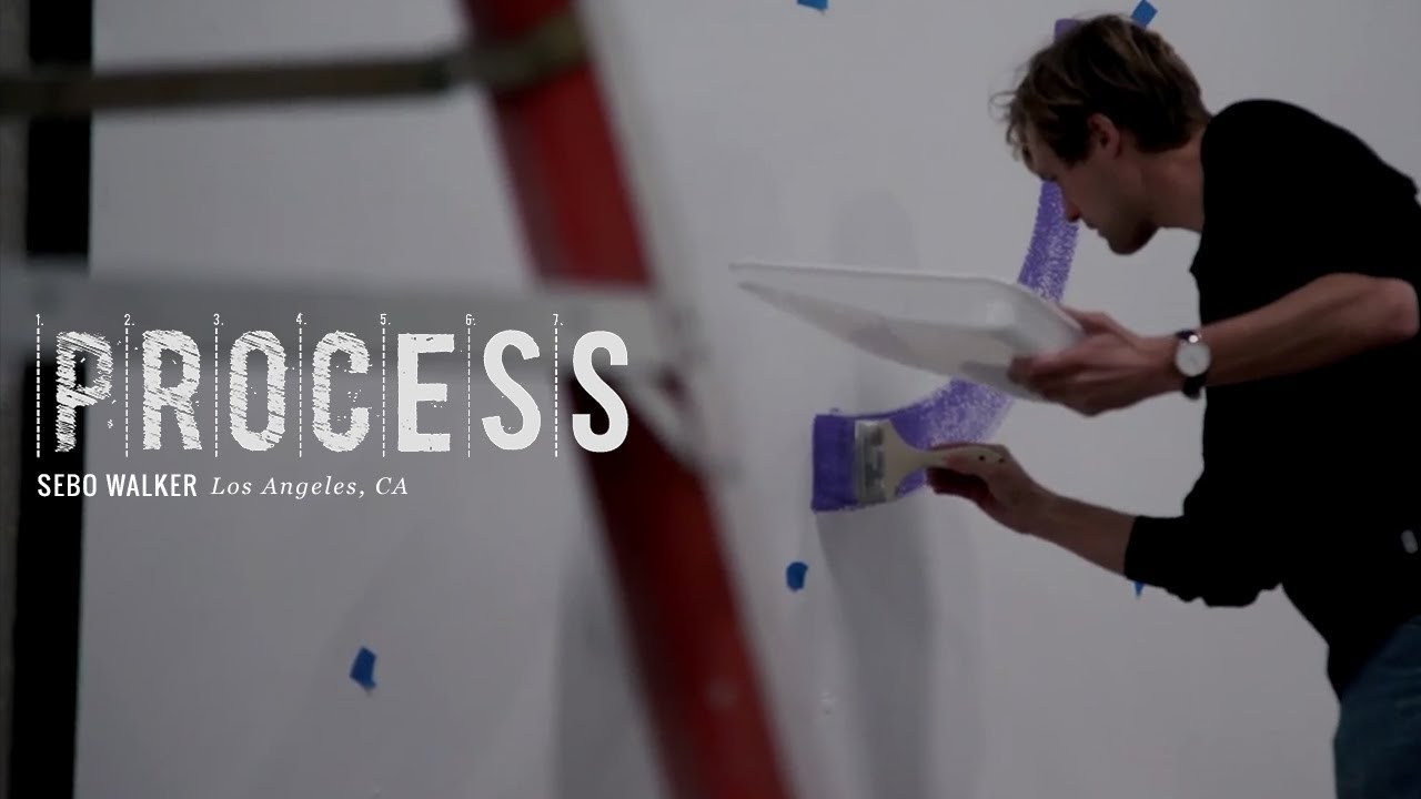 Sebo Walker decora un mural en The Berrics