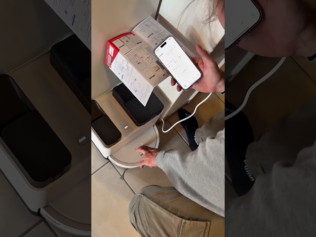 Vidéo teaser pour Trisa Roboterstaubsauger T-Bot Plus 5000 Review by Kay-Yasmin – Vacuum and Mop Testimonial