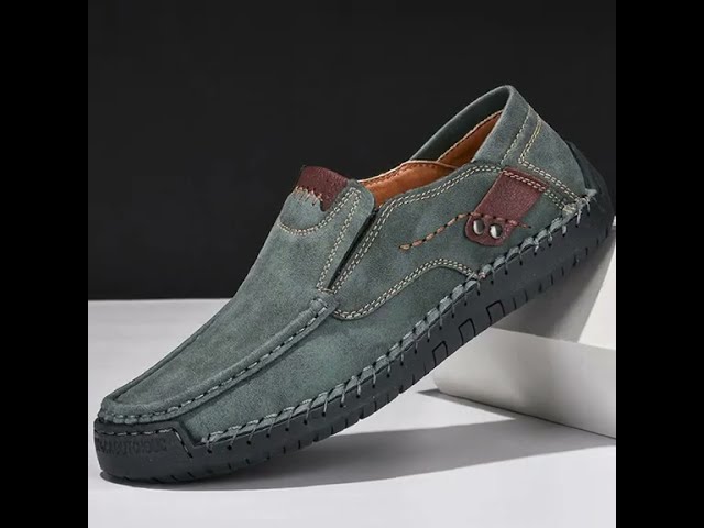 Vídeo relacionado con Zapatos de cuero para hombre, cosidos a mano, mocasines suaves, zapatos descalzos, zapatos altos para caminar con cremallera, botas de vela para hombre, antideslizantes, zapatos de senderismo, zapatos
