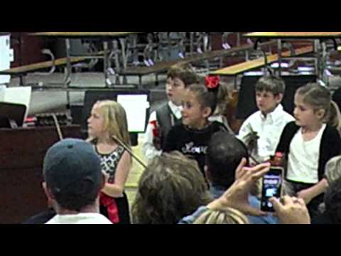 Awesome Annie plays the fiddle (violin)