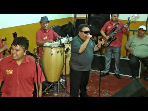 NOS QUEREMOS Y QUE MIX...(D.R.) VICO Y SU GRUPO KARICIA / PRO CHOCOLATADA 2015 - YERBATEROS