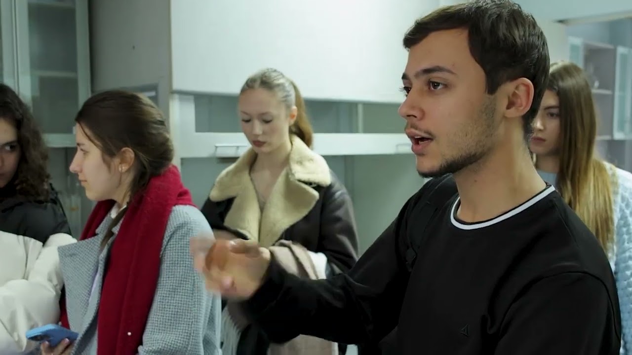 20 de viitori jurnaliști au absolvit cursul facultativ „Jurnalismul de mediu”