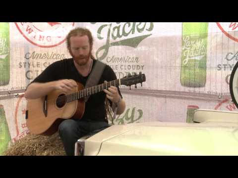 Cambridge Folk Festival 2014 - Newton Faulkner Performance