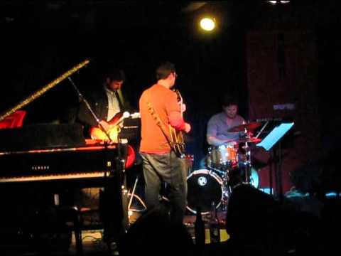 The Robbie Melville Trio - One Lip