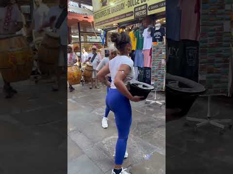 Candombe na żywo w Montevideo, Mercado del Puerto🇺🇾#Montevideo #Uruguay #Candombe #short #podróże