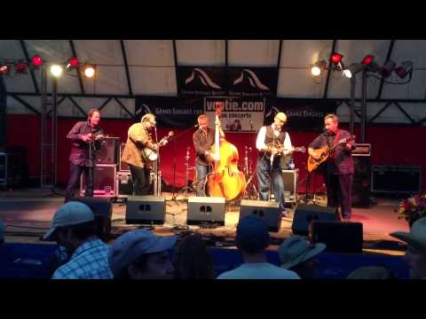 Nashville Bluegrass Band  - Back up and Push