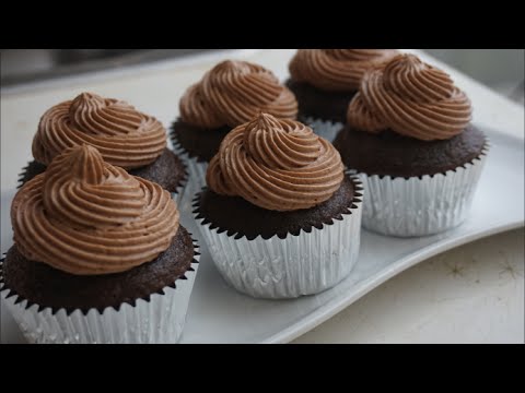 download lagu mp3 mp4 Betun Para Cupcakes De Chocolate, download lagu Betun Para Cupcakes De Chocolate gratis, unduh video klip Betun Para Cupcakes De Chocolate