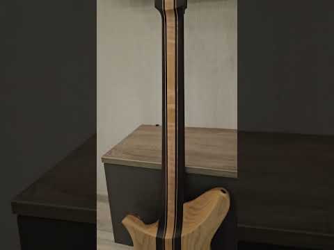 D-shape neck vs Modern C shape